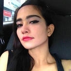 Zainab - Jeune gay à Trun Profil de Zainab, 22 ans, Jeune gay à Trun (Grisons)