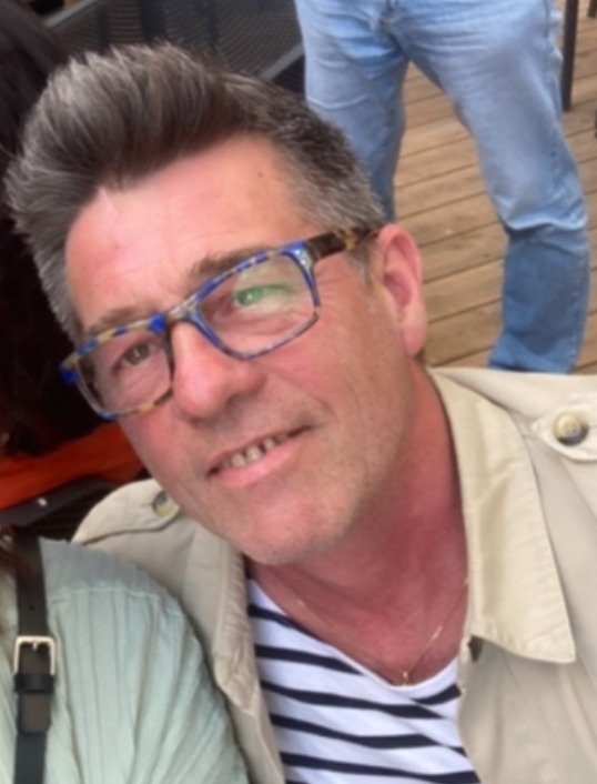 Djimmy - Jeune gay à Zwingen Profil de Djimmy, 26 ans, Jeune gay à Zwingen (Bâle-Campagne)